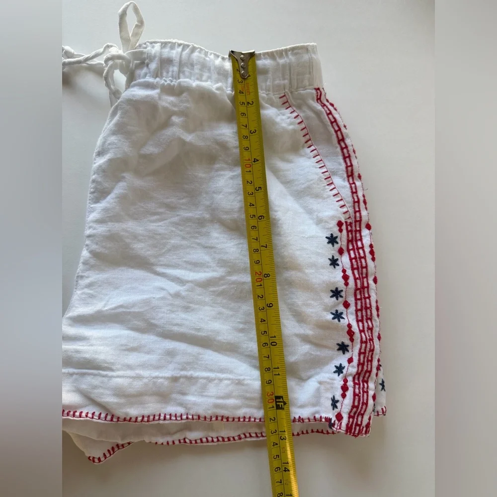 Cynthia‎ Rowley White and Red Embroidered High Waist Shorts
